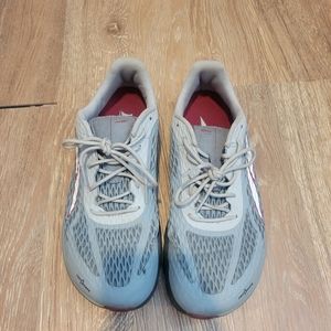 Mens or womens training altras